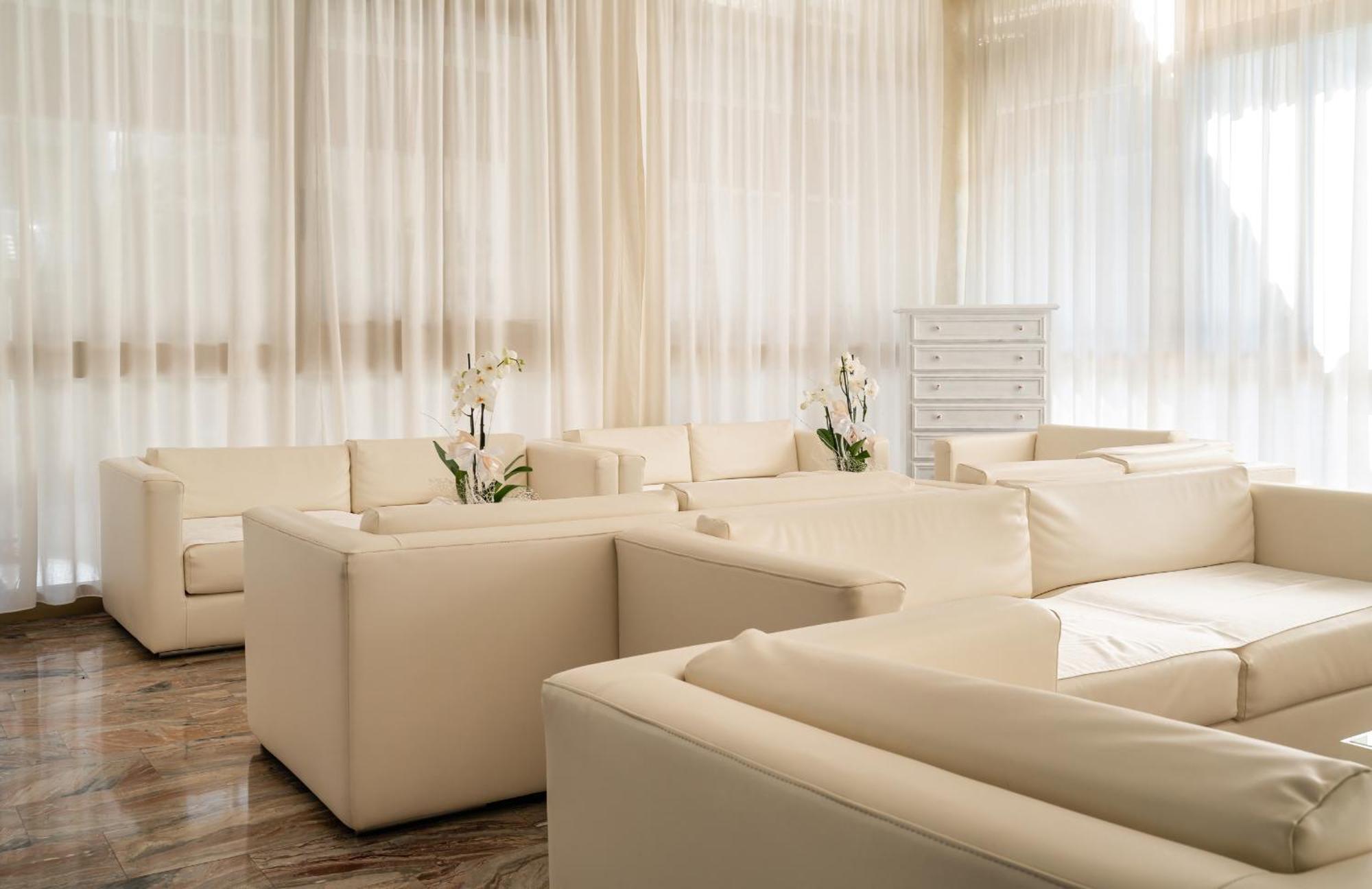 Hotel Universal Cattolica Dış mekan fotoğraf